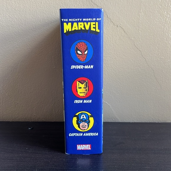 The Mighty World of Marvel 3 Book Box Collection - Picture 4 of 5